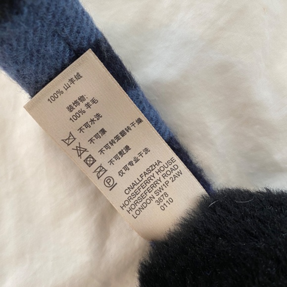 Burberry ear muffs - great condition!